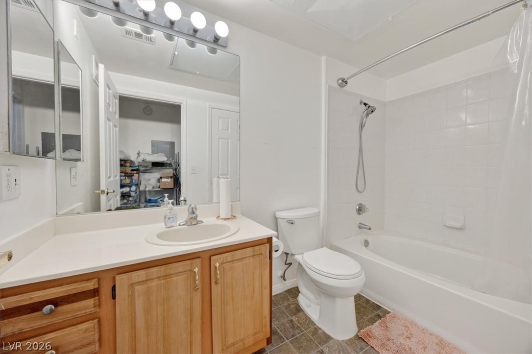 8555 West Russell Road 2108 Property Photo 25