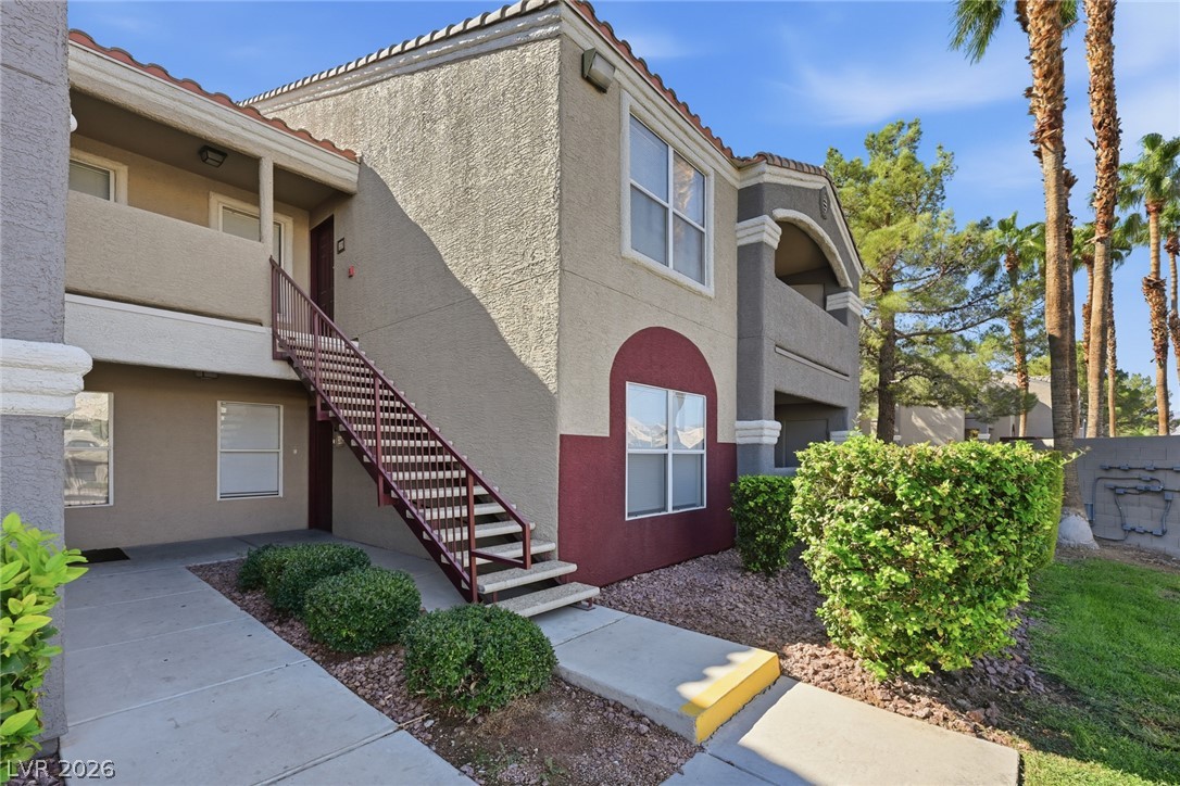 5055 West Hacienda Avenue 1220 Property Photo 1