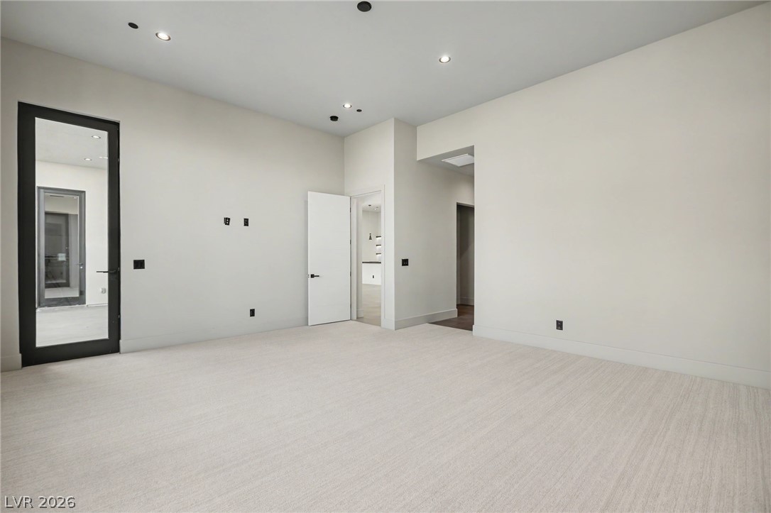 487 Cityview Ridge Drive Property Photo 17