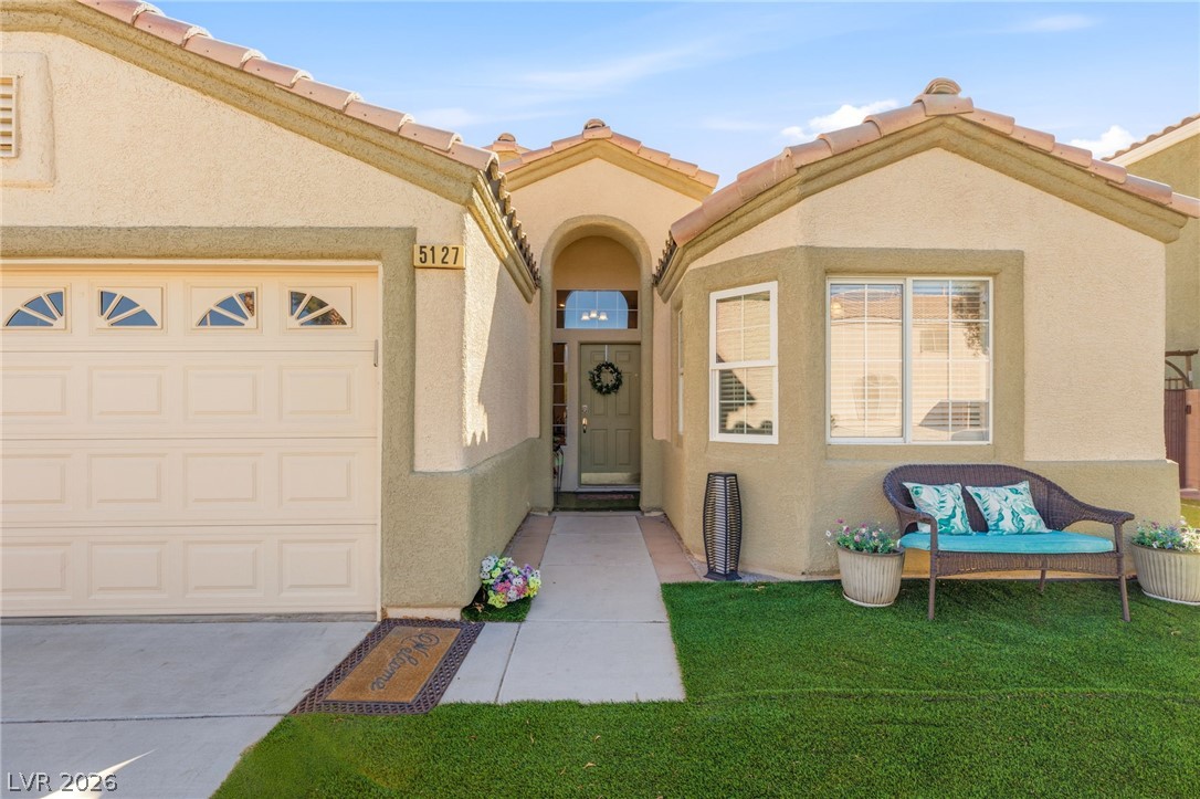 5127 Morning Splash Avenue Property Photo 3