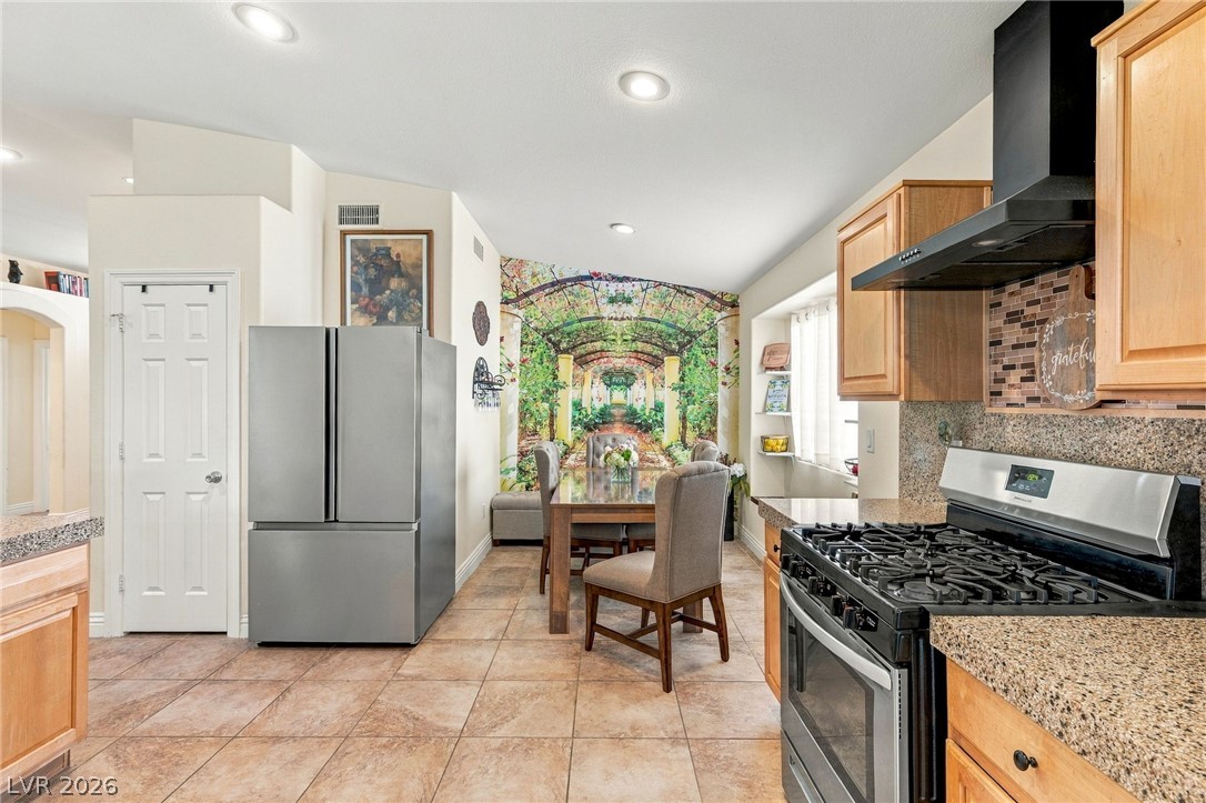 5127 Morning Splash Avenue Property Photo 14