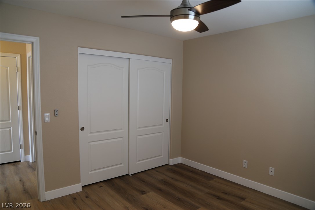 5027 Echo Shire Avenue Property Photo 28