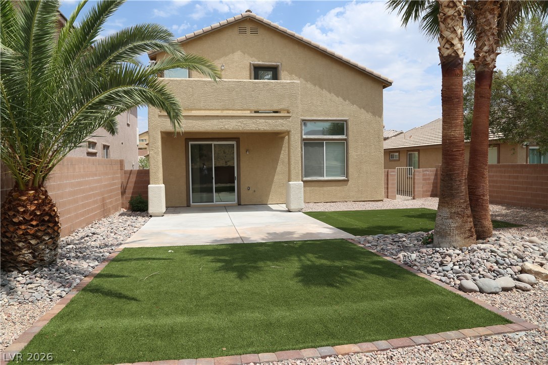 5027 Echo Shire Avenue Property Photo 34
