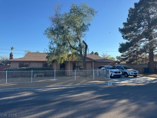4825 Mohave Avenue Property Photo 2