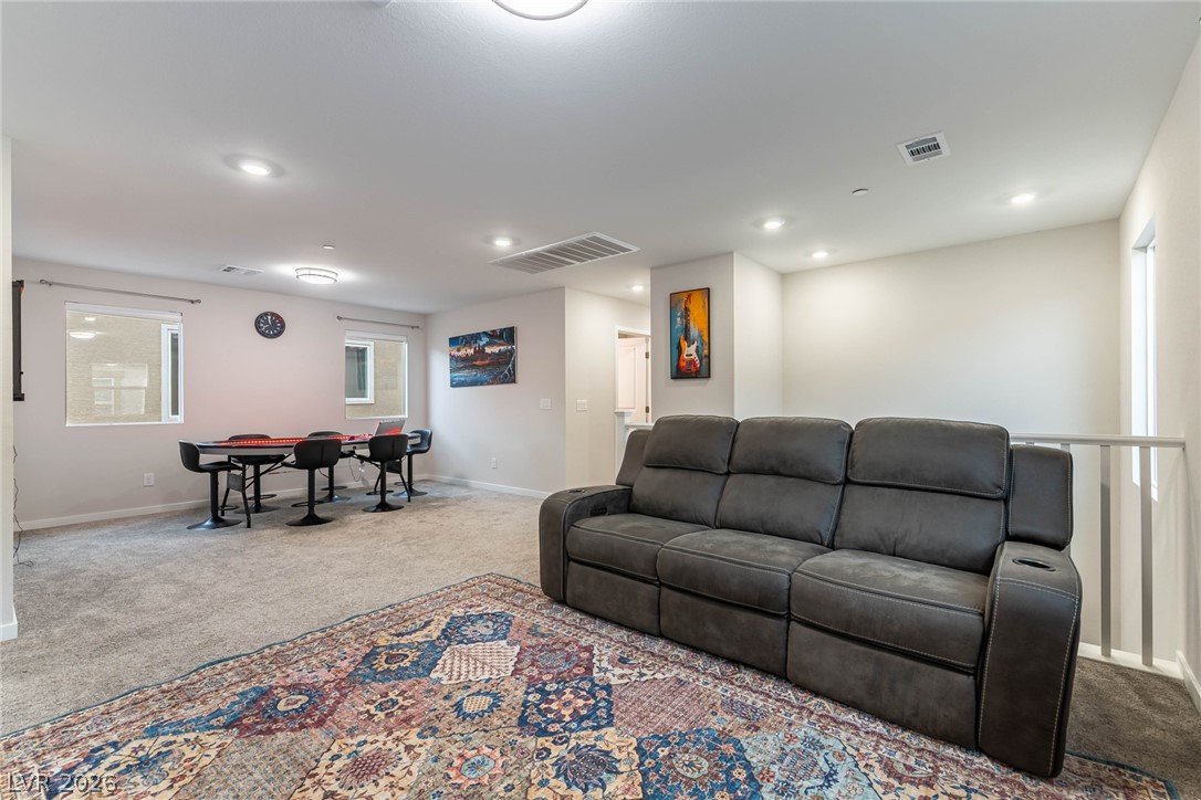 10661 Enridge Avenue Property Photo 11