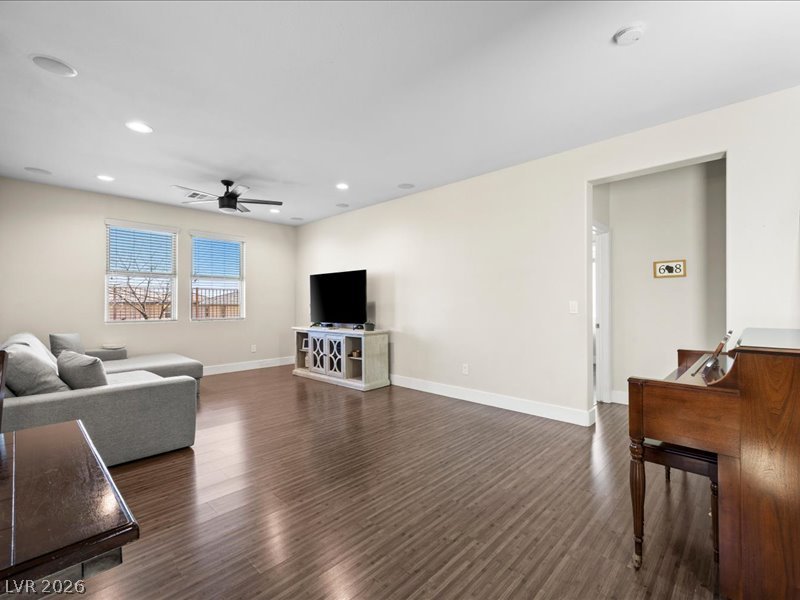 5688 Mesa Mountain Drive Property Photo 10