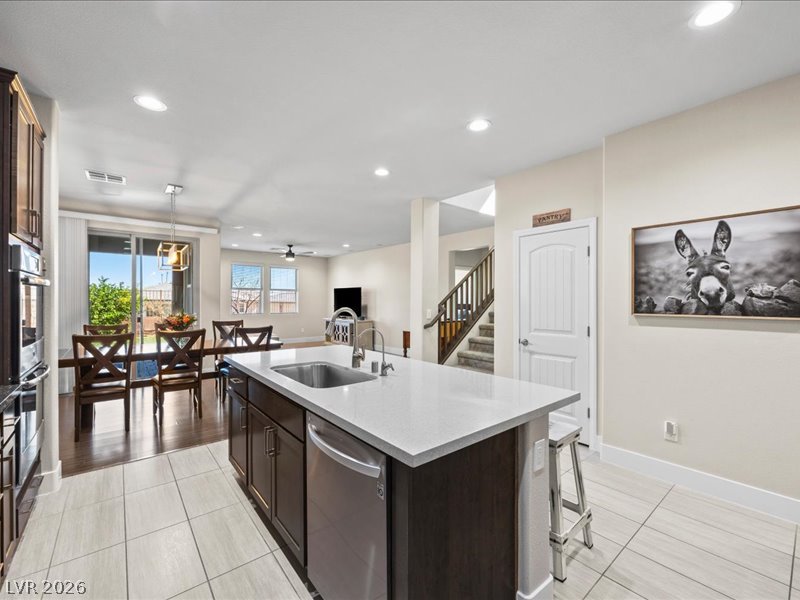 5688 Mesa Mountain Drive Property Photo 18