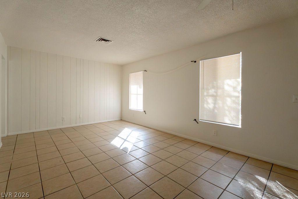 3945 Visby Lane Property Photo 11