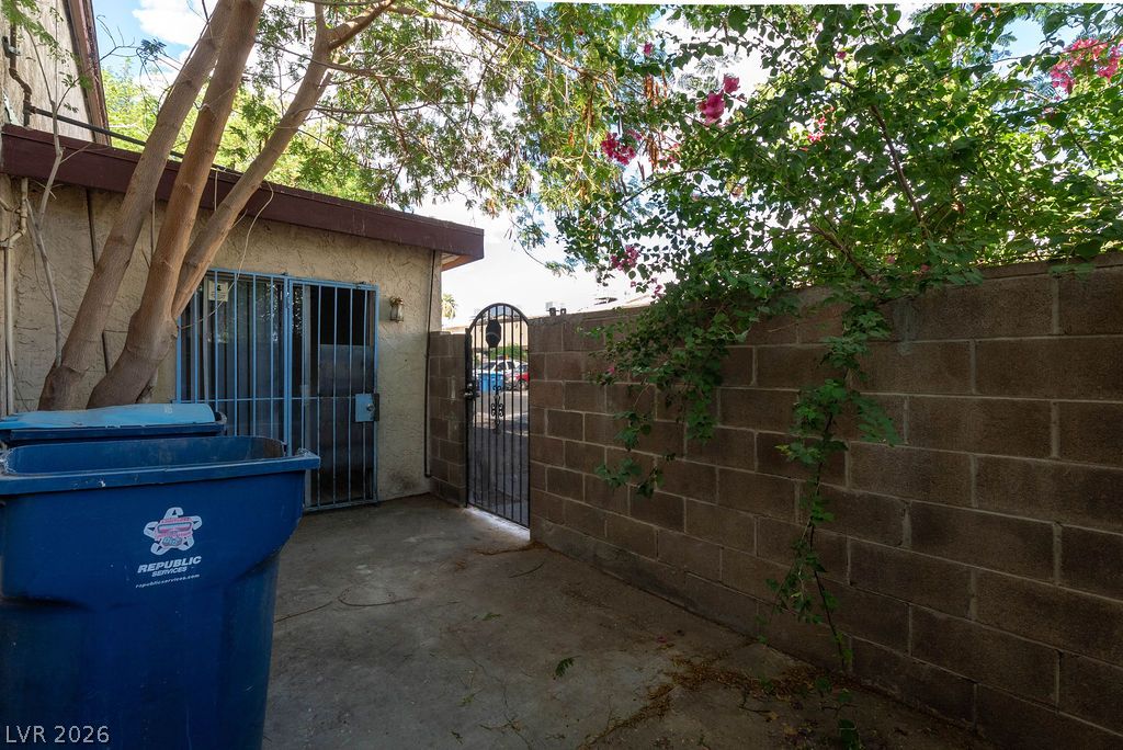 3945 Visby Lane Property Photo 24