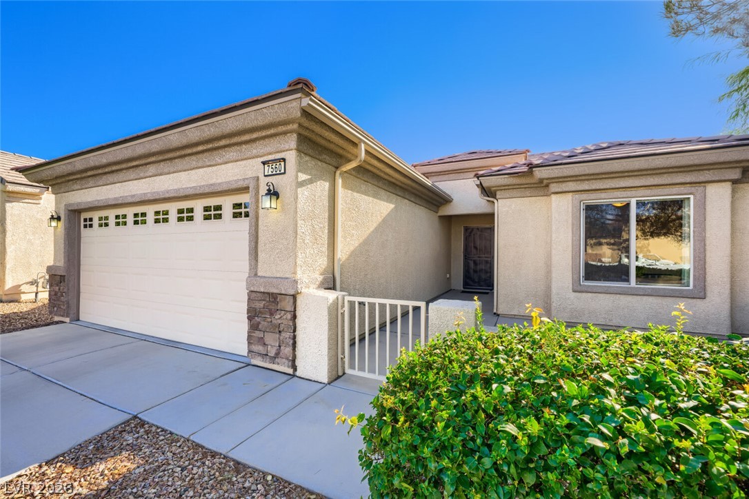 7560 Widewing Drive Property Photo 1