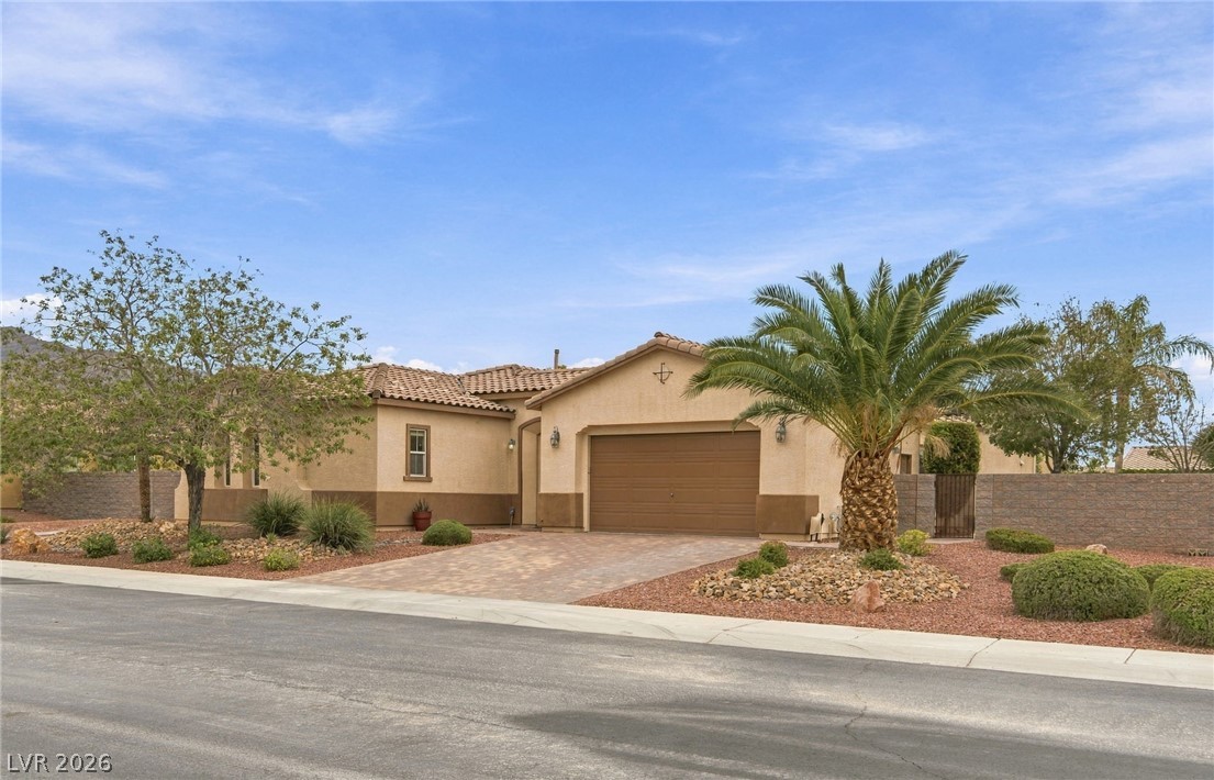 8622 Amber Autumn Street Property Photo 7