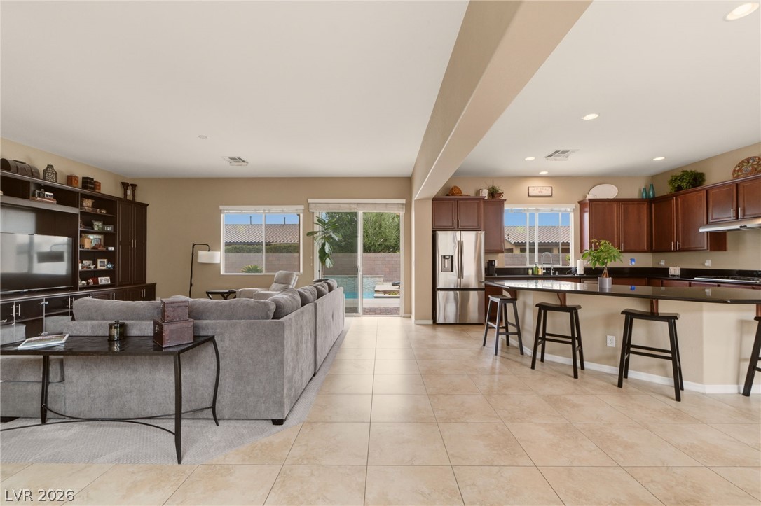 8622 Amber Autumn Street Property Photo 10