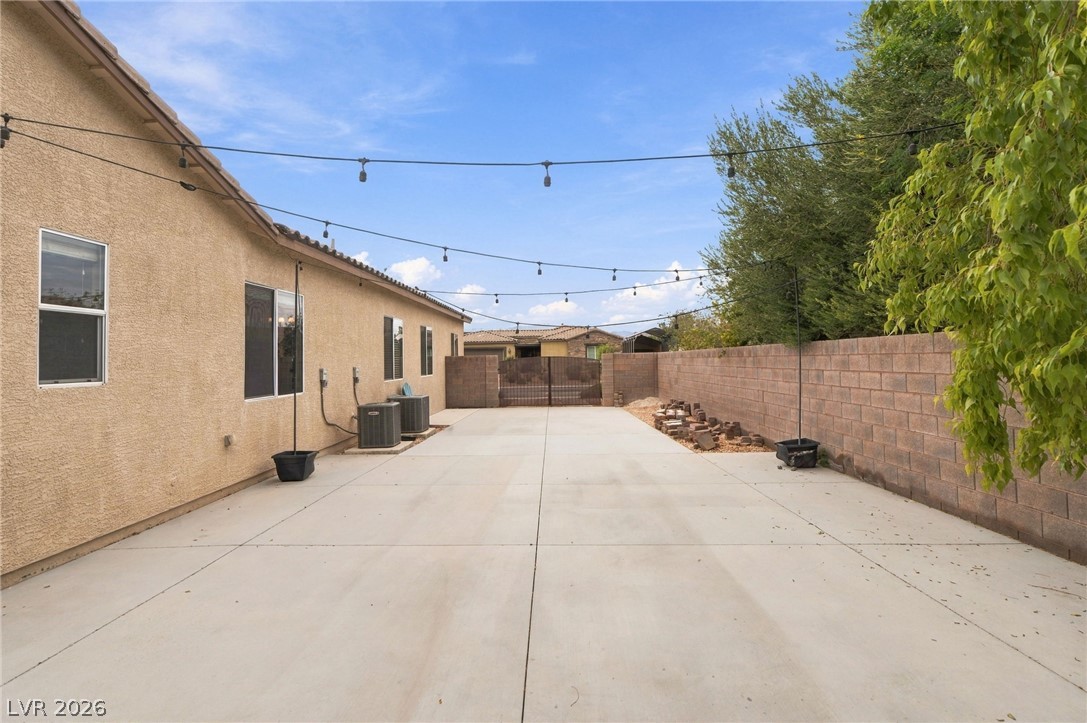 8622 Amber Autumn Street Property Photo 38