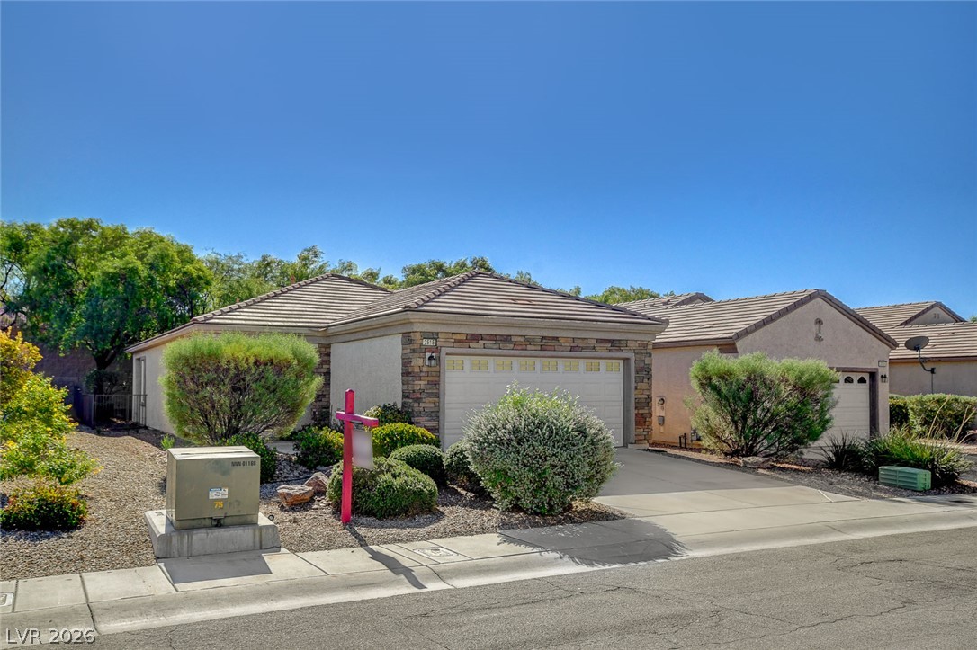 2828103 Property Photo 2
