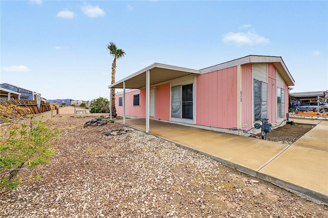 512 Mona Lane Property Photo 4