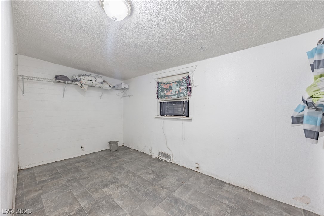 2529 Magnet Street Property Photo 8