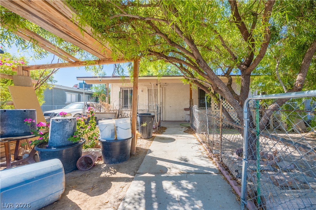 2529 Magnet Street Property Photo 14