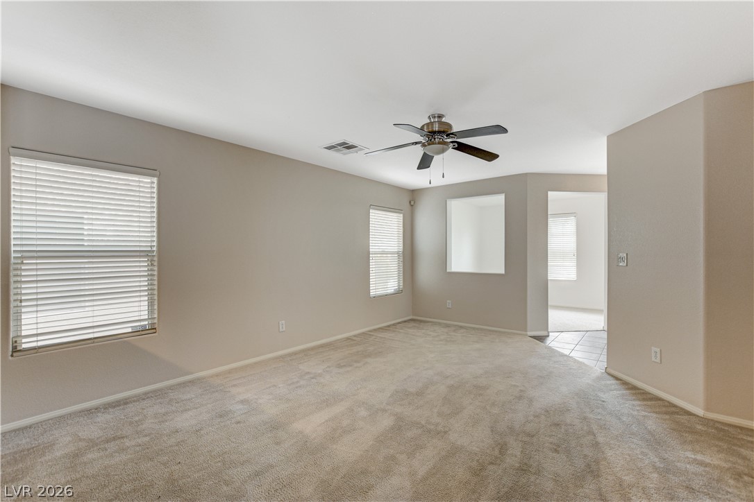 8950 Spring Peeper Avenue Property Photo 9