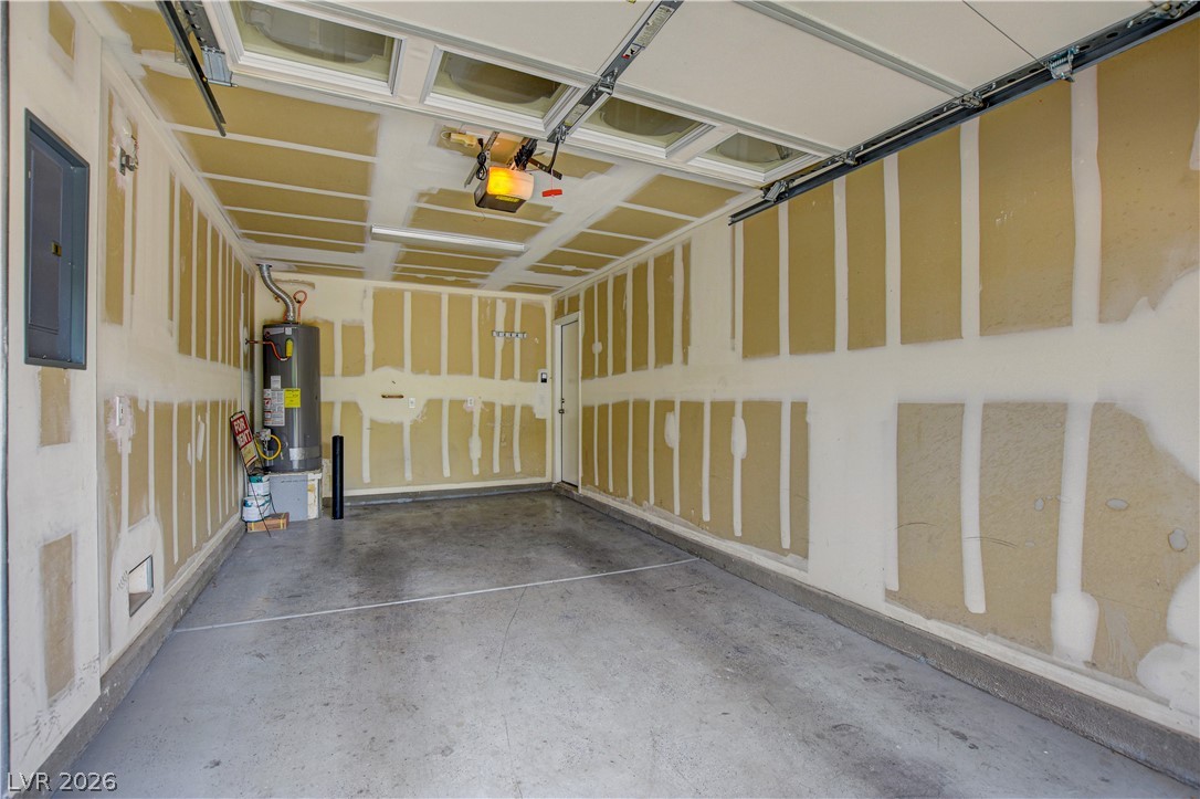 8950 Spring Peeper Avenue Property Photo 47