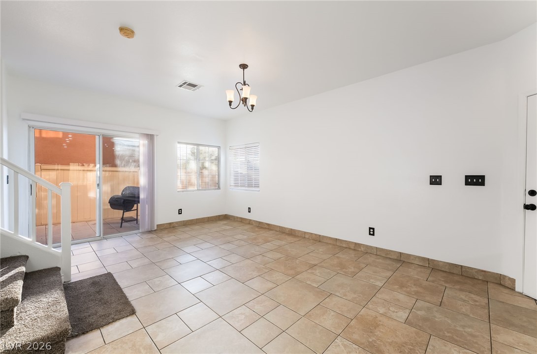 11100 Arcadia Sunrise Drive Property Photo 5