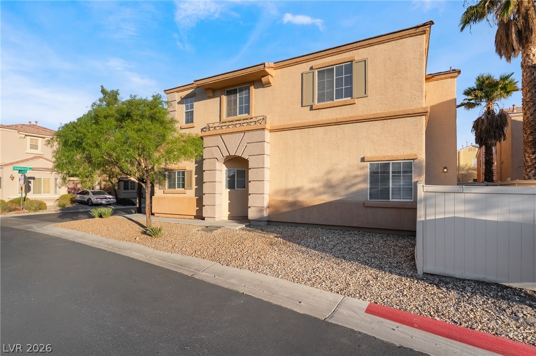 11100 Arcadia Sunrise Drive Property Photo 30