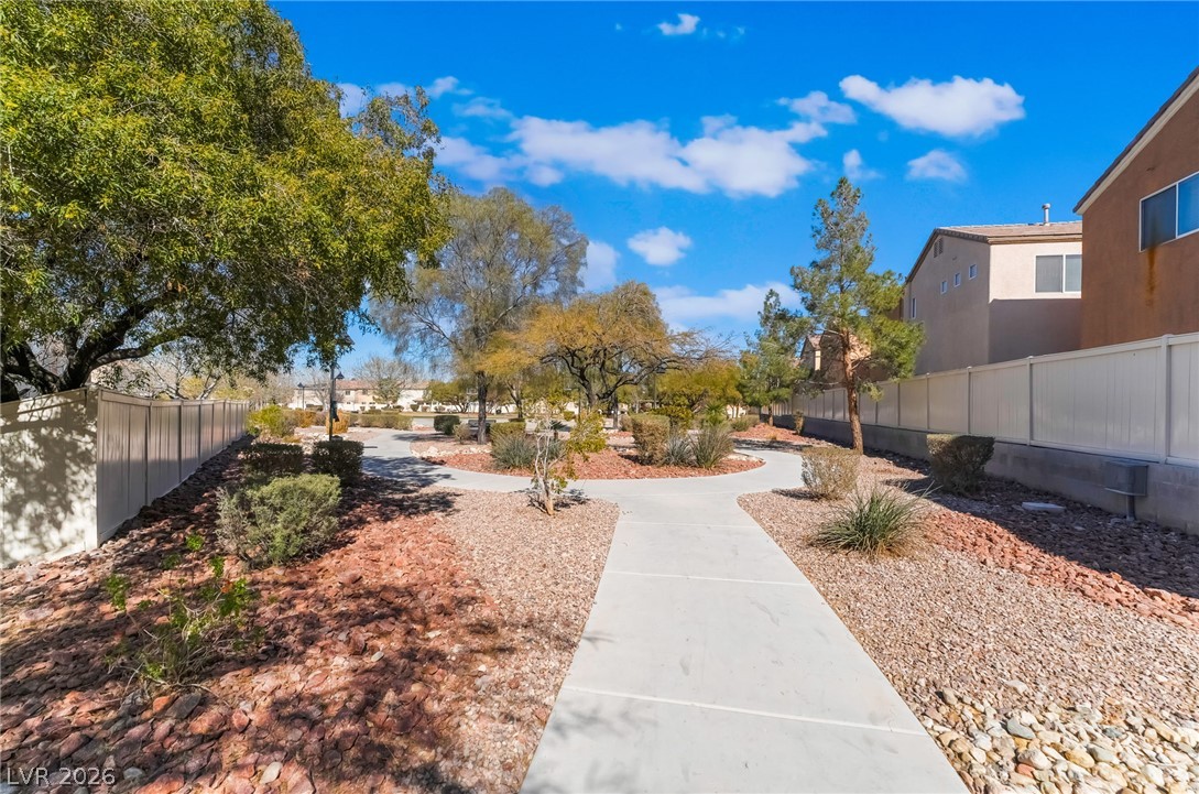 11100 Arcadia Sunrise Drive Property Photo 35