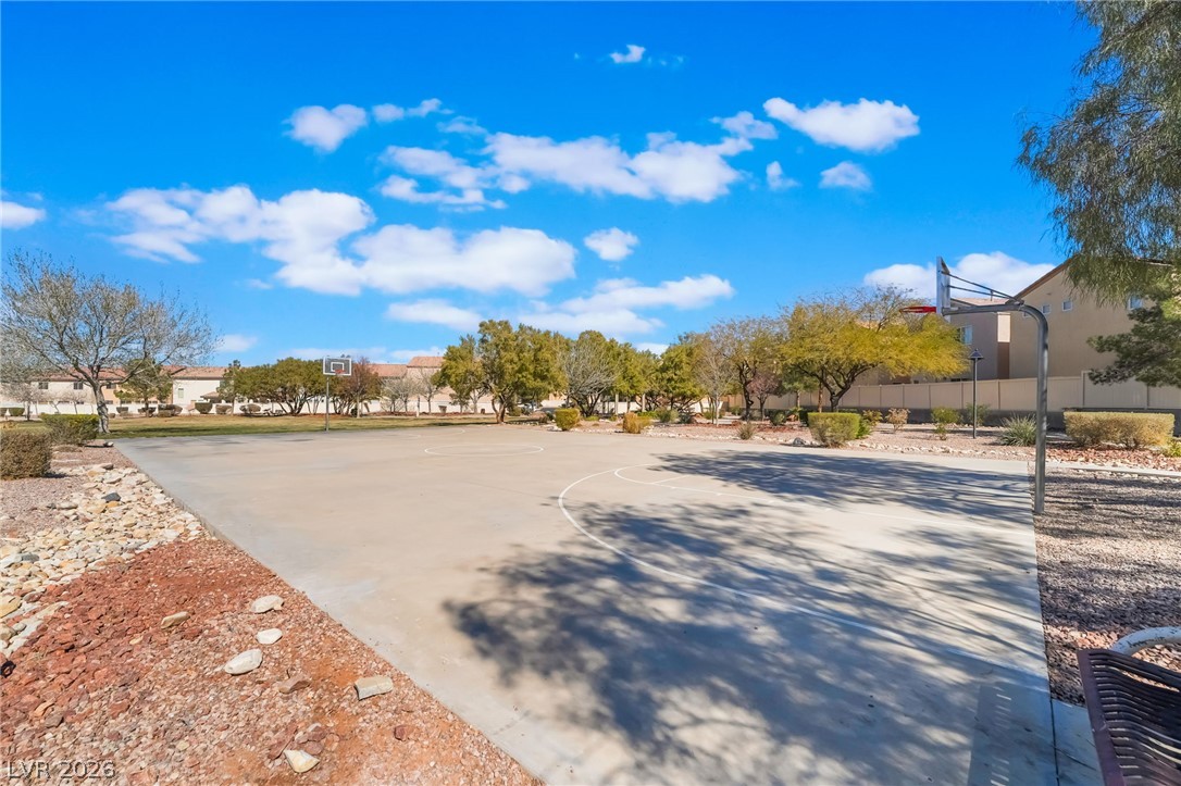 11100 Arcadia Sunrise Drive Property Photo 36