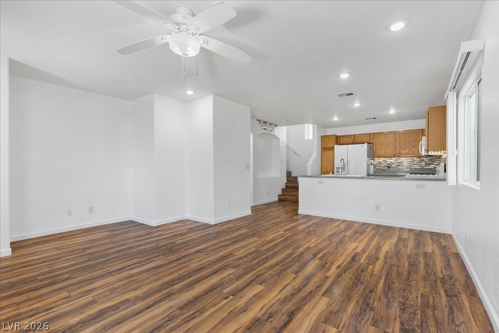 10349 Lettuce Leaf Street Property Photo 4