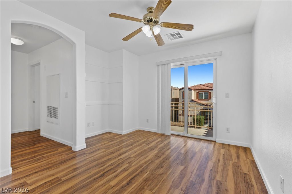 10349 Lettuce Leaf Street Property Photo 12