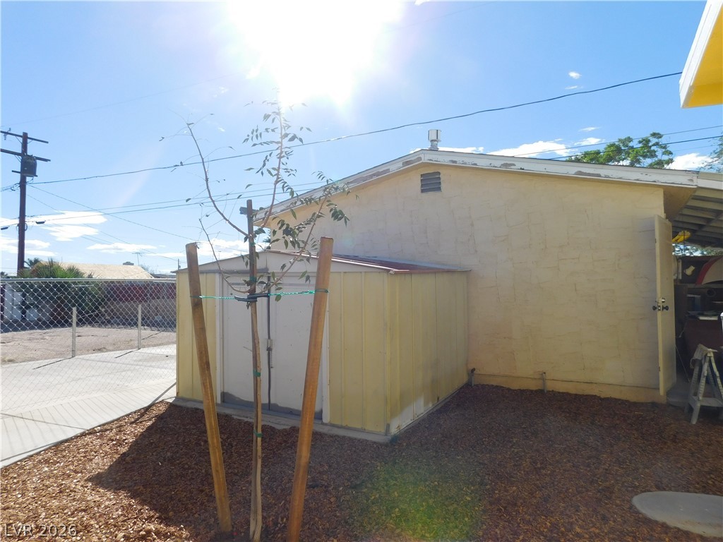 2737 East Taylor Avenue Property Photo 10