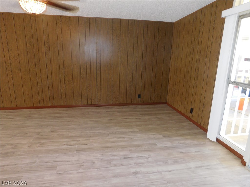 2737 East Taylor Avenue Property Photo 16