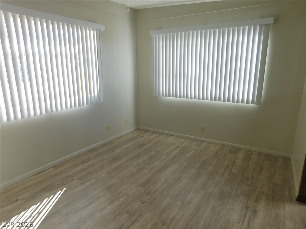 2737 East Taylor Avenue Property Photo 23