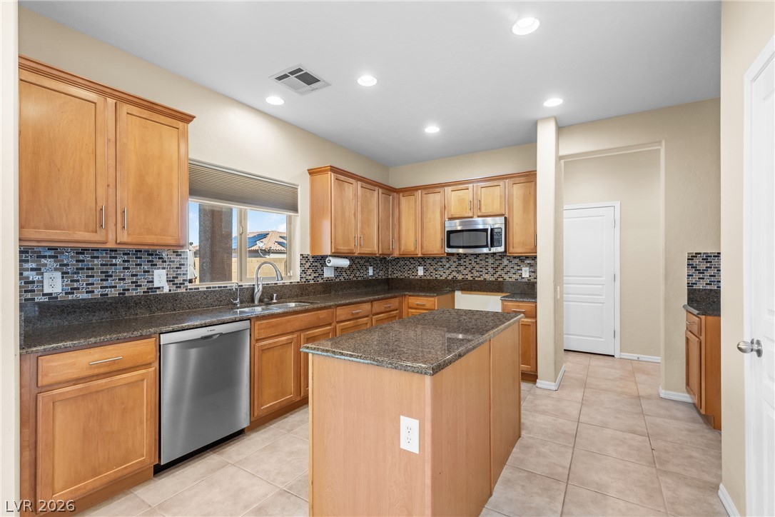 156 Cobalt Sky Avenue Property Photo 6