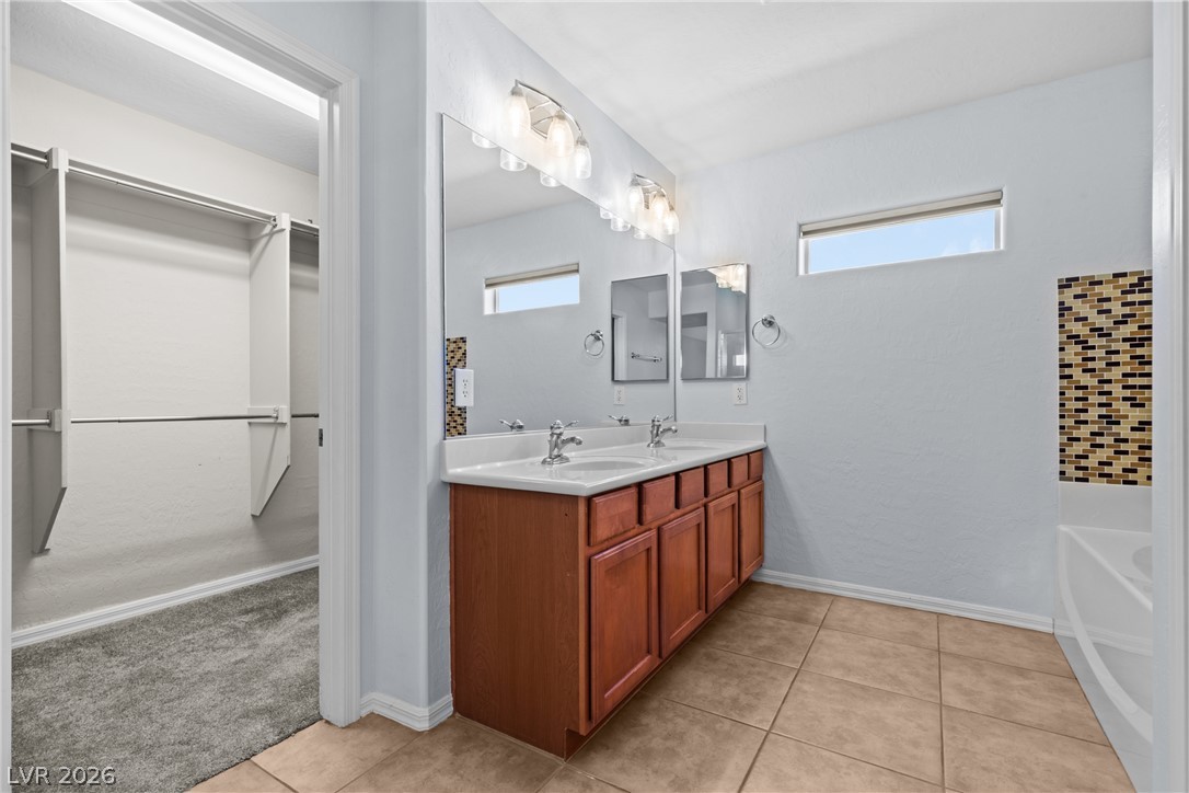 156 Cobalt Sky Avenue Property Photo 27