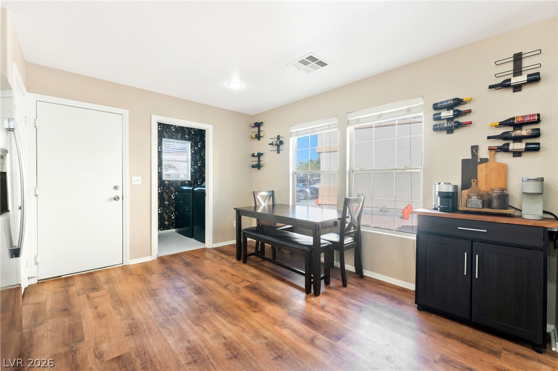 7804 Nesting Pine Place Property Photo 12