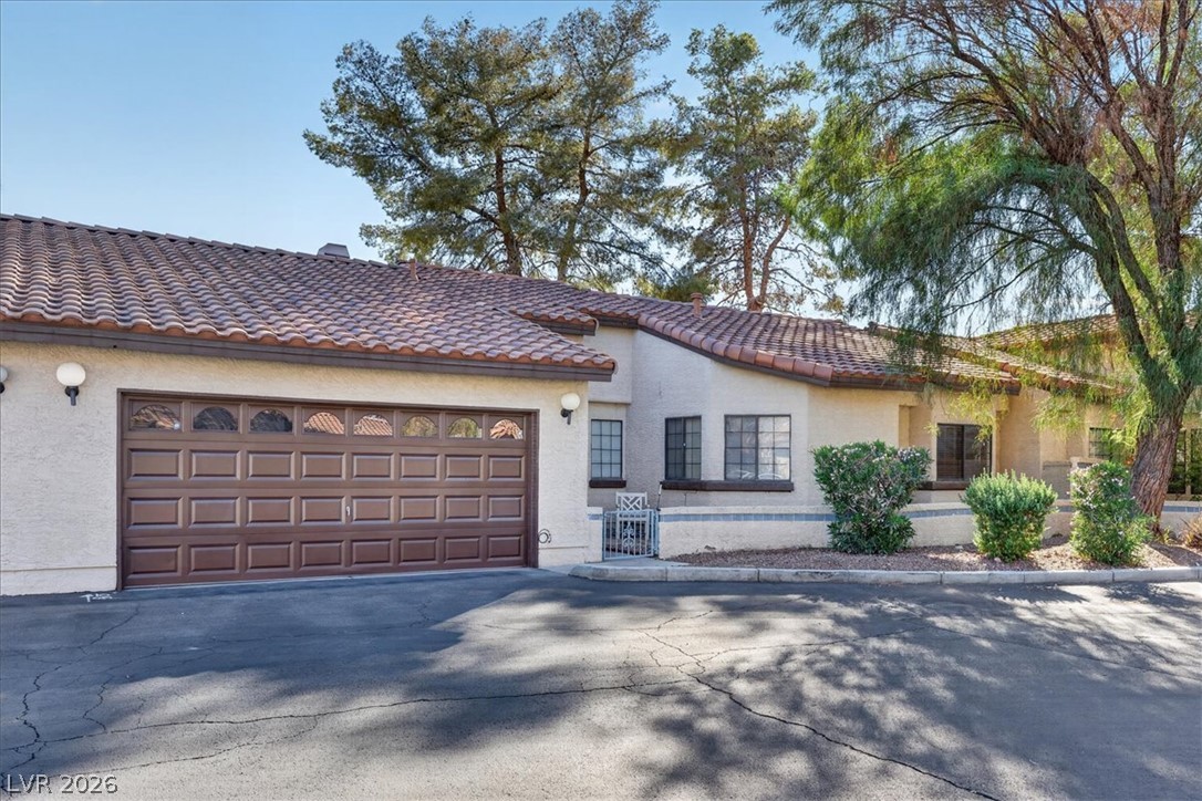 3237 La Mancha Way Property Photo 2