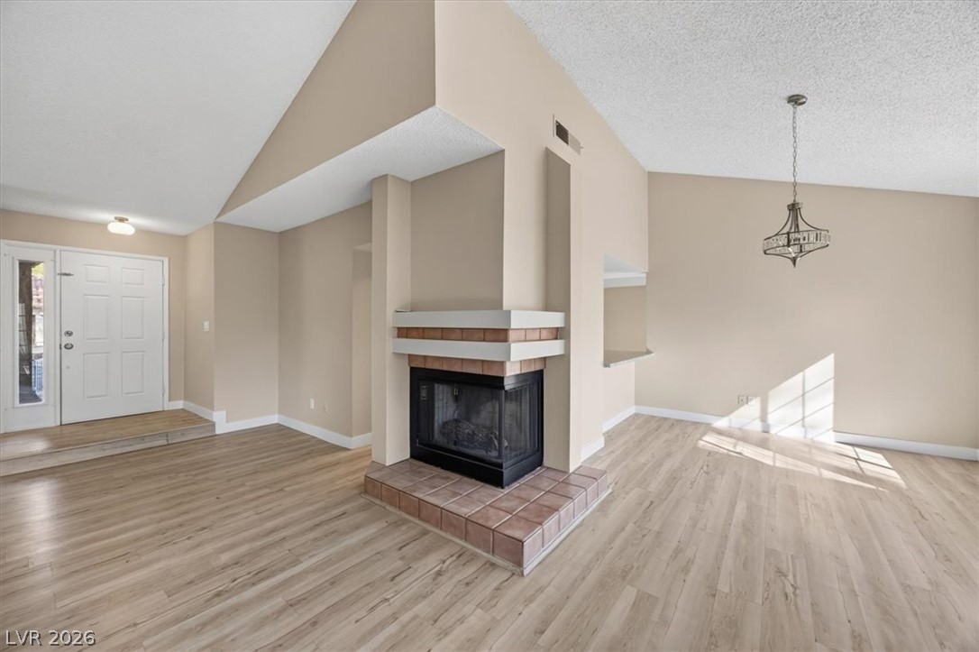 3237 La Mancha Way Property Photo 8