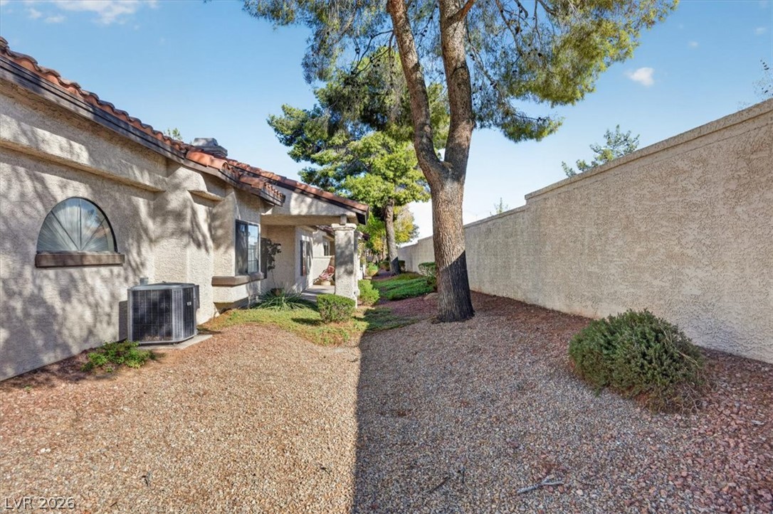 3237 La Mancha Way Property Photo 38
