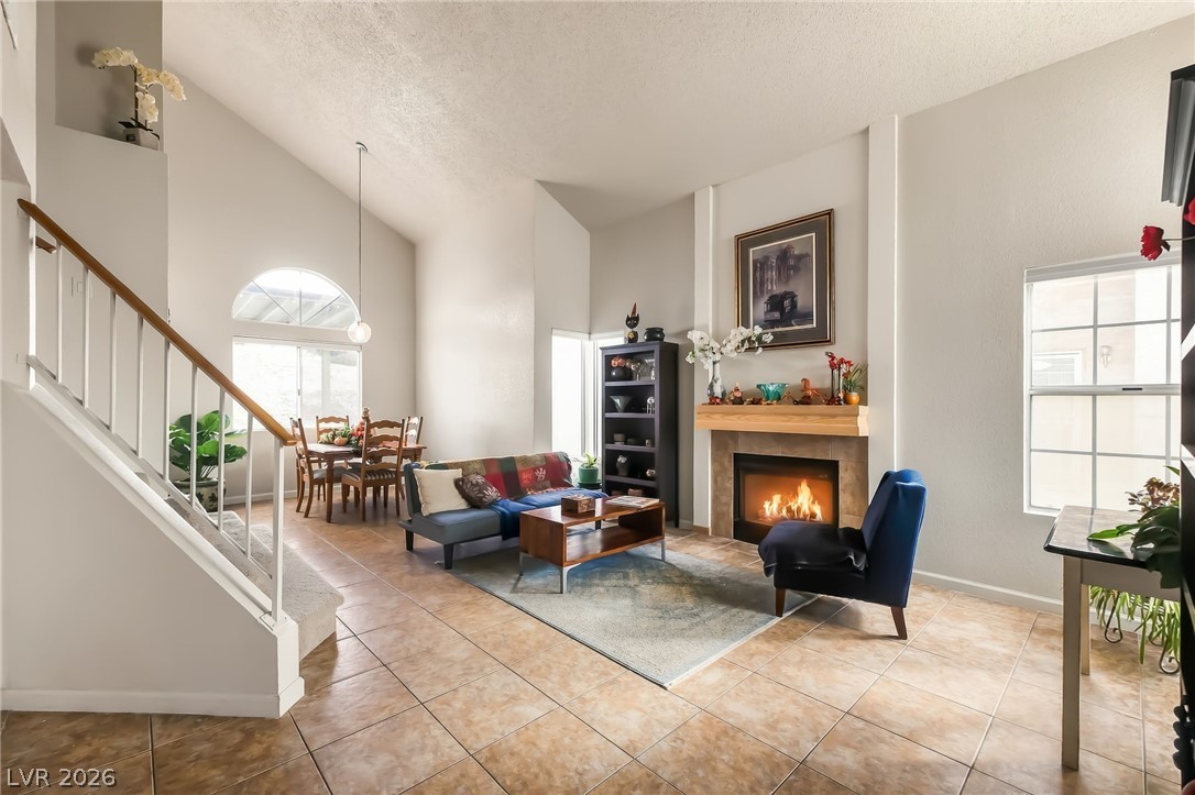 2282 Wide Canyon Court Property Photo 3