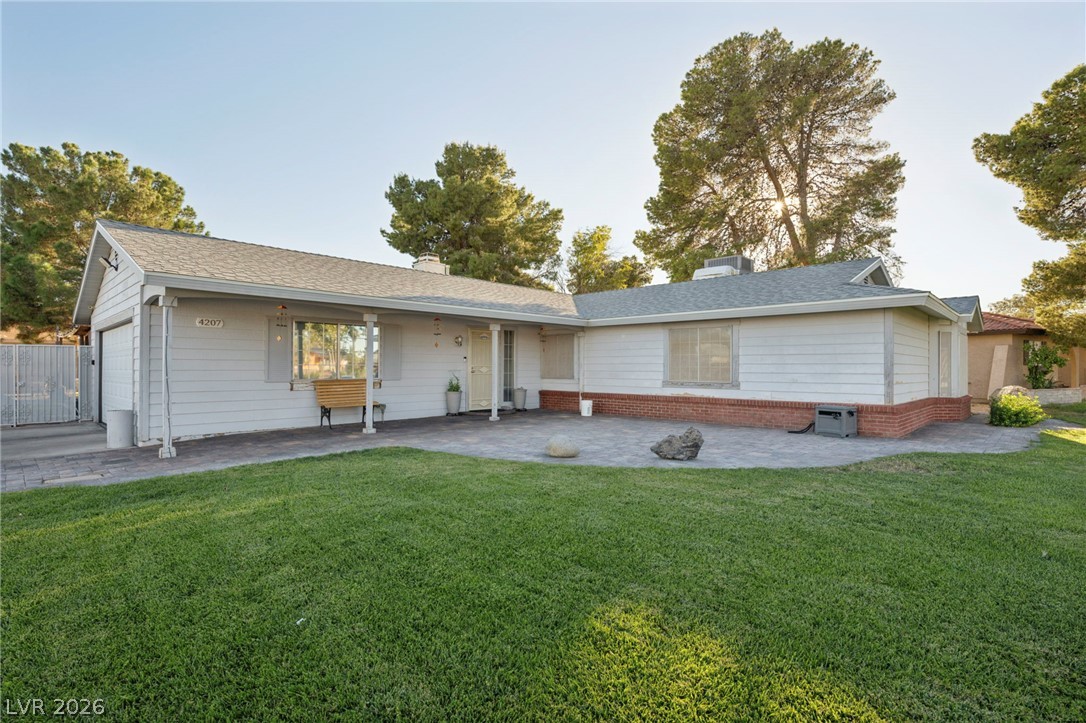 4207 Rustic Court Property Photo 1