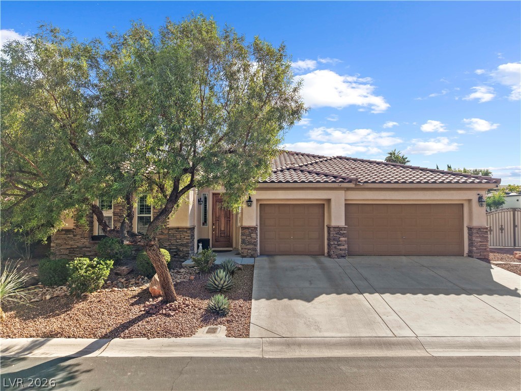 7627 Lumberjack Avenue Property Photo 1