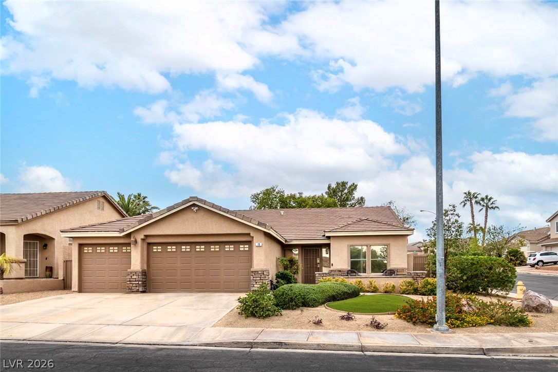 19 Silica Sand Street Property Photo 1