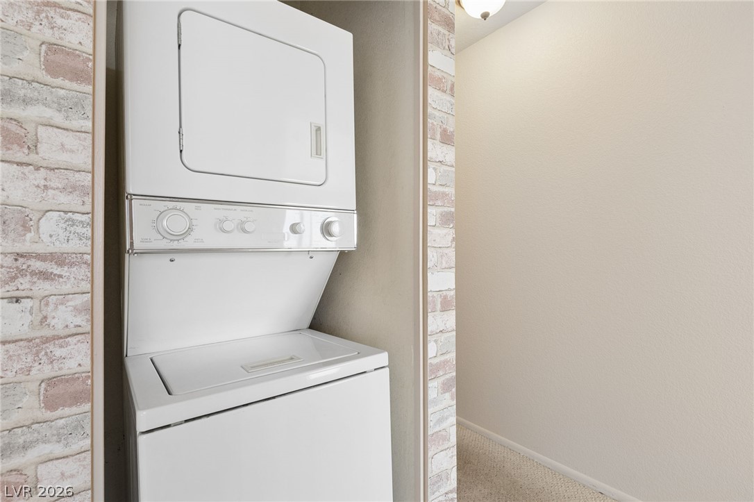 2060 Mesquite Lane 303 Property Photo 24
