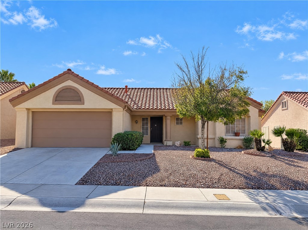 2517 Palmridge Drive Property Photo 1
