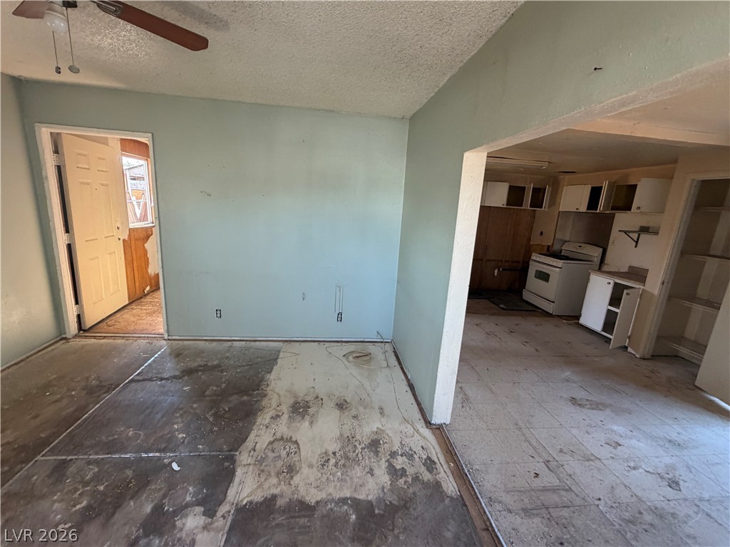 212 Mojave Lane Property Photo 4