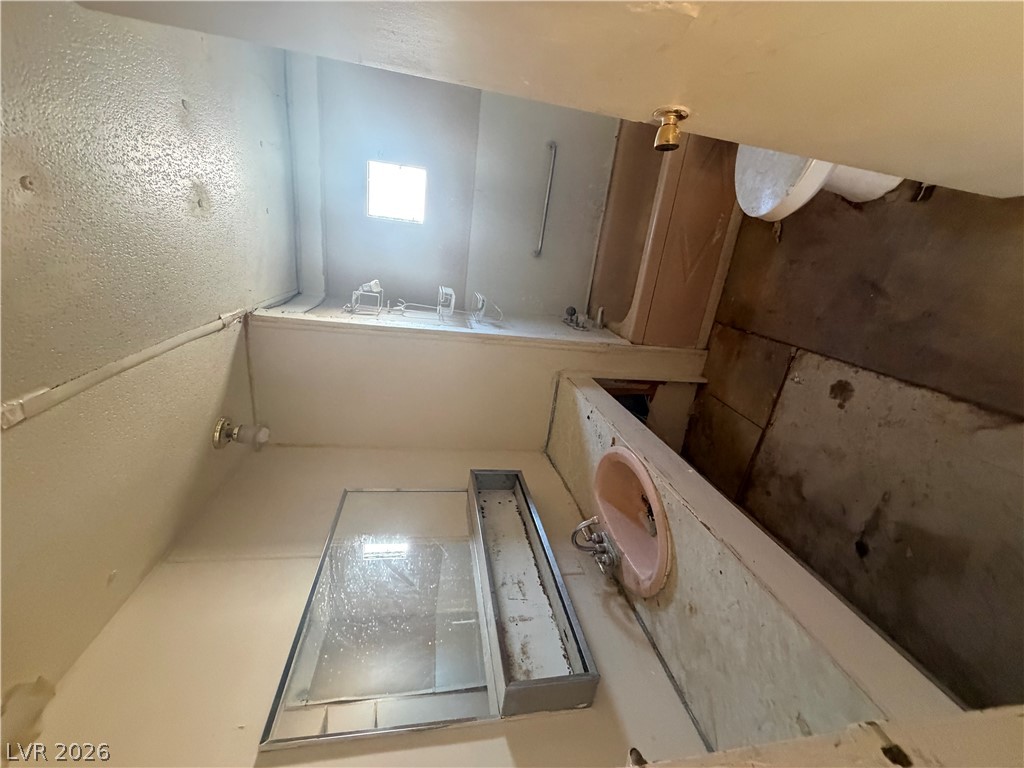 212 Mojave Lane Property Photo 8