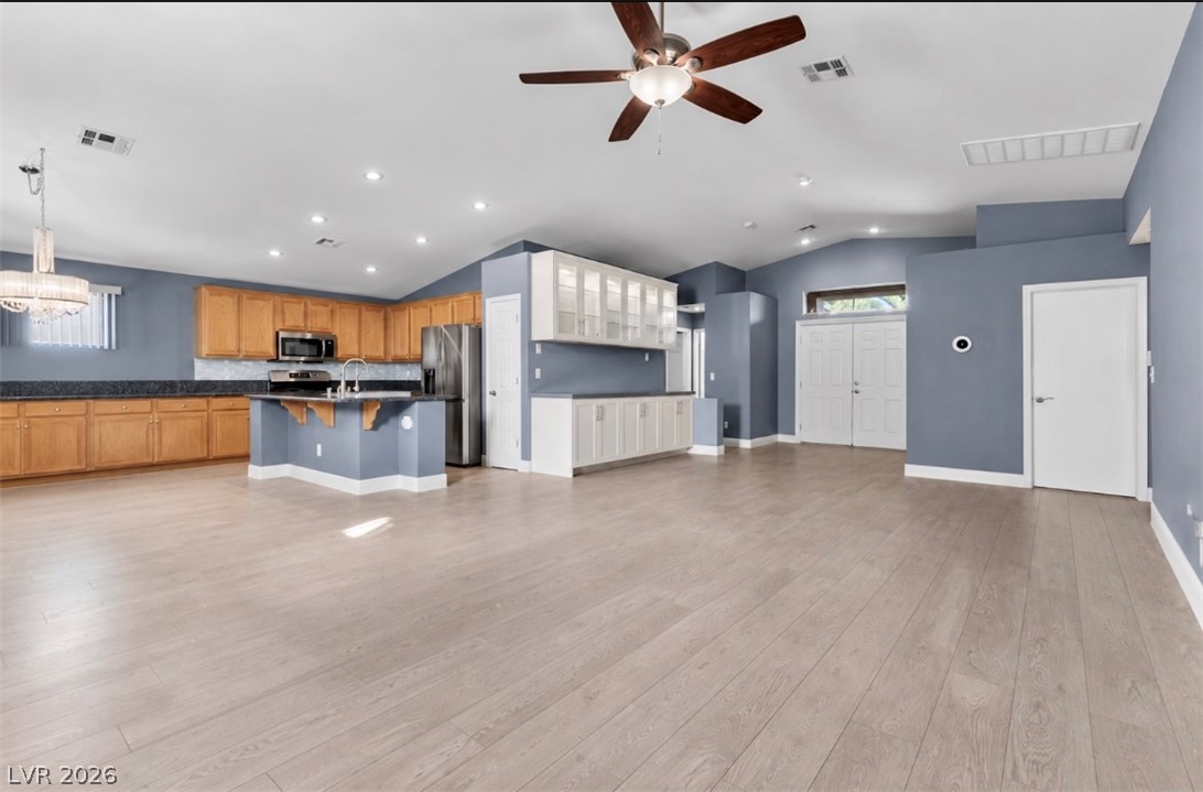 413 West Azure Avenue Property Photo 10