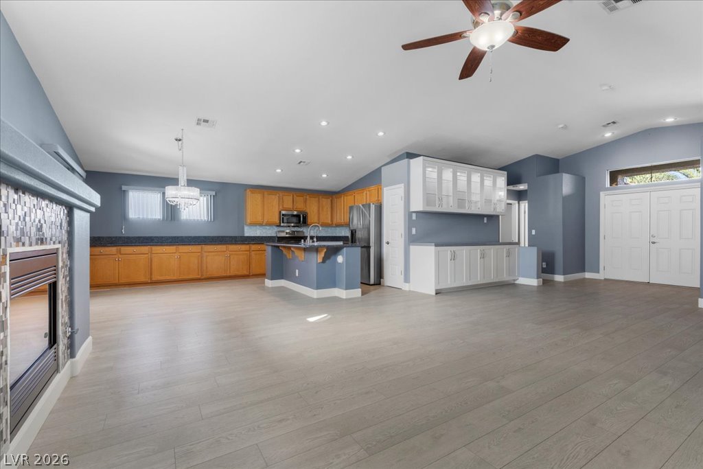 413 West Azure Avenue Property Photo 13
