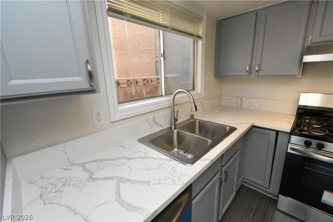 3909 Steinbeck Drive Property Photo 21
