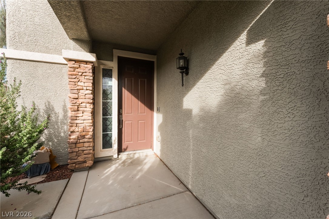 7725 Donner Peak Street Property Photo 4